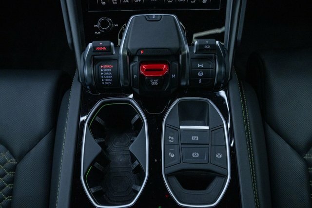 Lamborghini Urus V8 Black #21