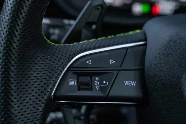 Lamborghini Urus V8 Black #25