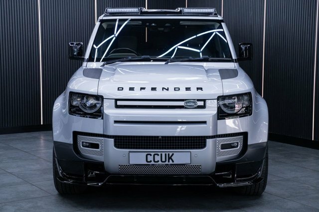 Land Rover Defender 2.0 P300 Hse Suv 4Wd Euro 6 S S LS21XST Silver #2