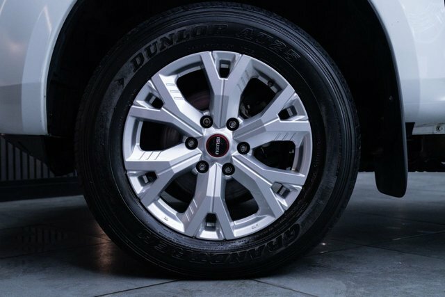 Isuzu D-Max 1.9 Td Dl20 Pickup Double Cab 4Wd White #5