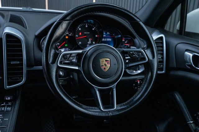 Porsche Cayenne   #21