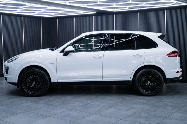 Porsche Cayenne 3.0 Td V6 Platinum Edition Suv Tiptroni White #6