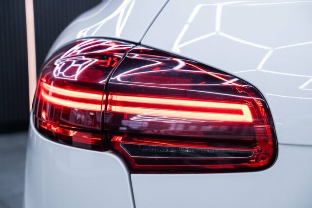 Porsche Cayenne   #10