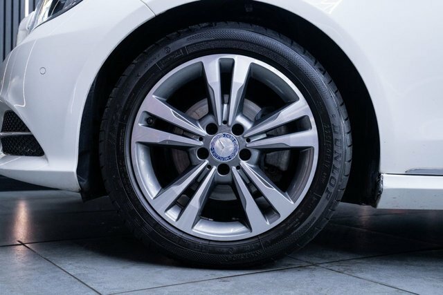 Mercedes-Benz E Class 2.1 E220 Bluetec Se Saloon G-tronic Eu White #5