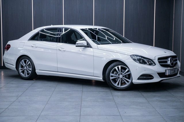 Mercedes-Benz E Class 2.1 E220 Bluetec Se Saloon G-tronic Eu White