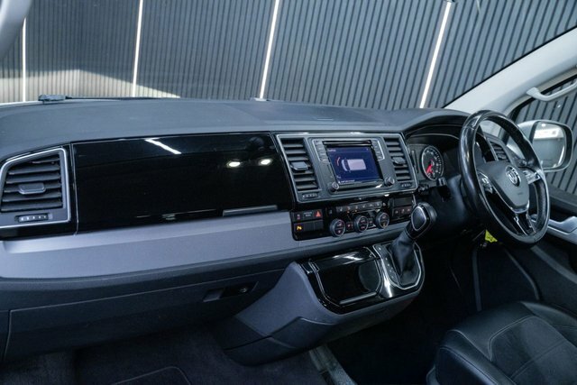 Volkswagen Caravelle Mpv  #27