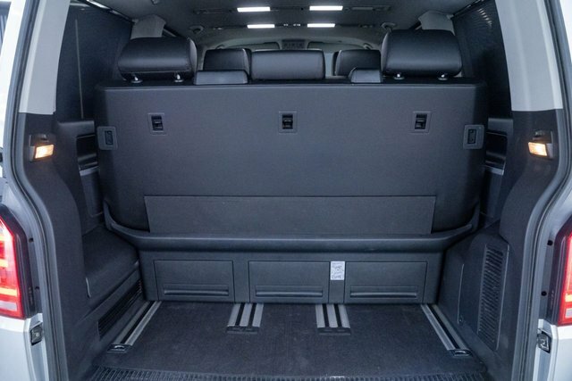 Volkswagen Caravelle Mpv  #33
