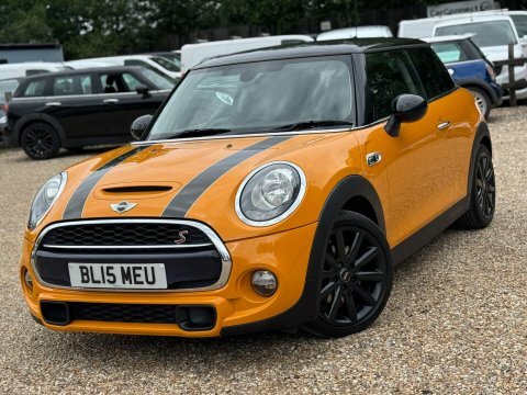 Mini Hatch 2.0 Cooper S Orange