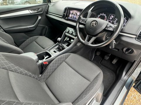 Skoda Karoq 1.5 Tsi Se Grey #2
