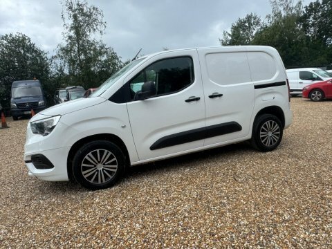 Vauxhall Combo 1.6 Turbo D White #4