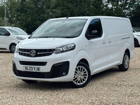 Vauxhall Vivaro 1.5 Turbo D White #3