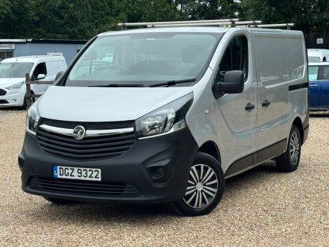 Vauxhall Vivaro 1.6 Cdti 2700 Silver #3