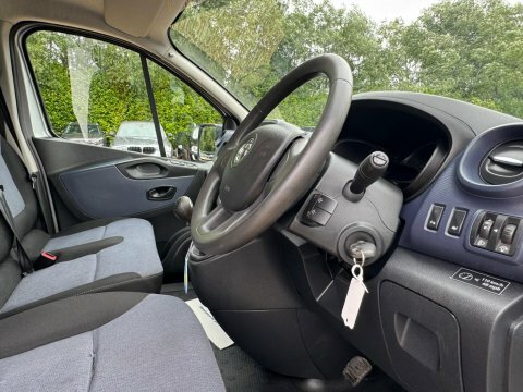 Vauxhall Vivaro Cdti 2900 Ecoflex Panel White #18