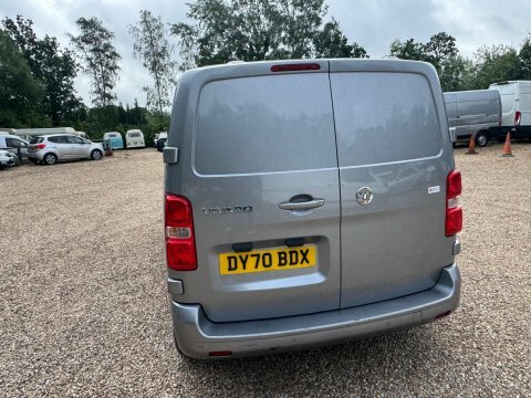 Vauxhall Vivaro 1.5L Sportive White #16