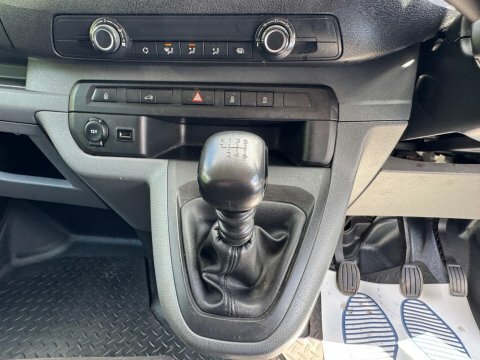 Peugeot Expert Mpv White #42