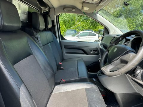 Peugeot Expert Mpv White #37