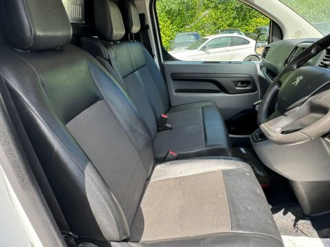 Peugeot Expert Mpv White #35