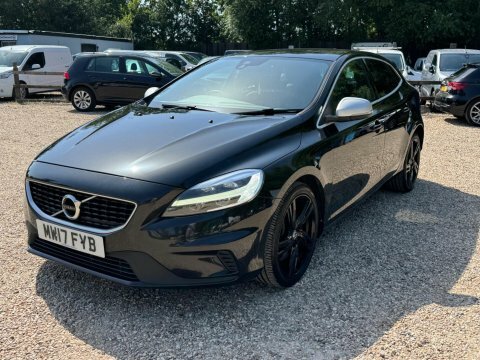 Volvo V40 2.0 D4 R-design Black #4