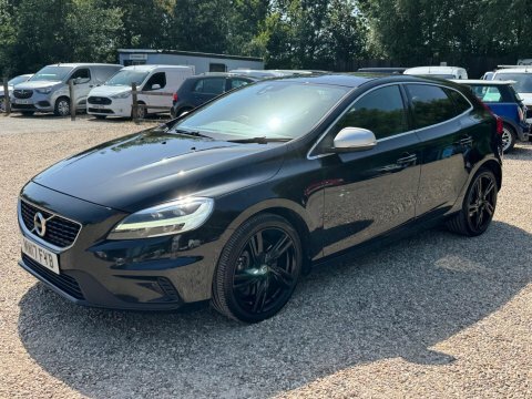 Volvo V40 2.0 D4 R-design Black #5