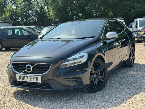 Volvo V40 2.0 D4 R-design Black