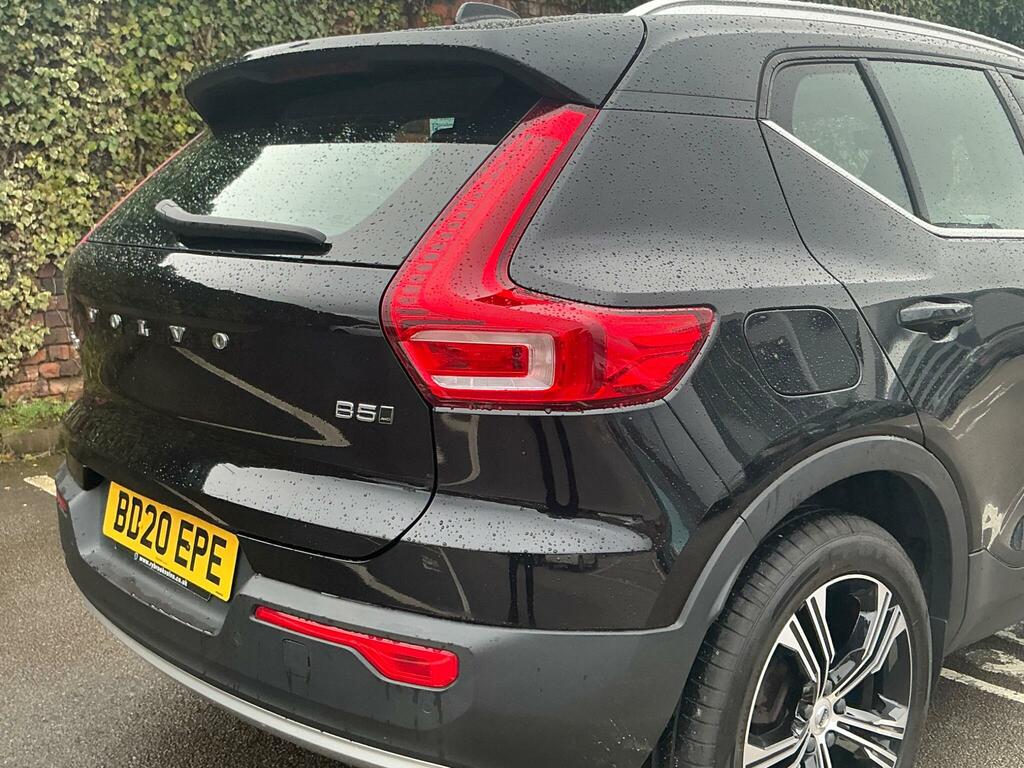 Volvo XC40 T3 R-design Black #45