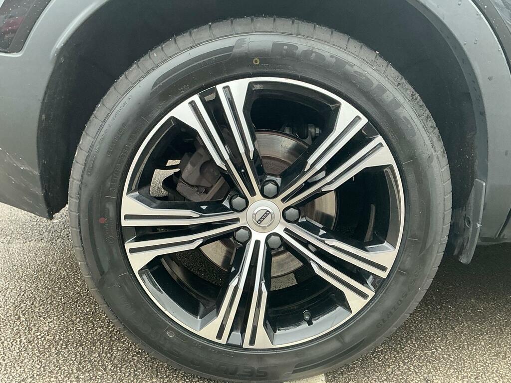 Volvo XC40 T3 R-design Black #30