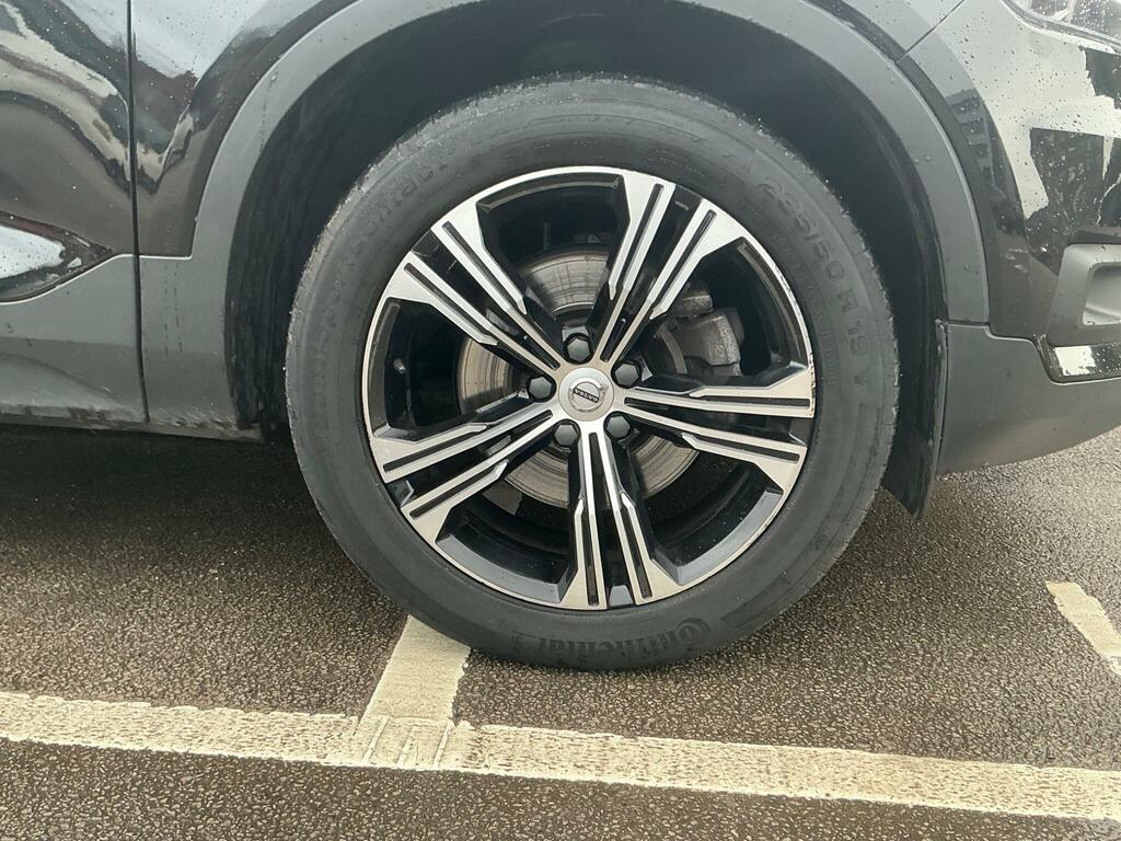 Volvo XC40 T3 R-design Black #33
