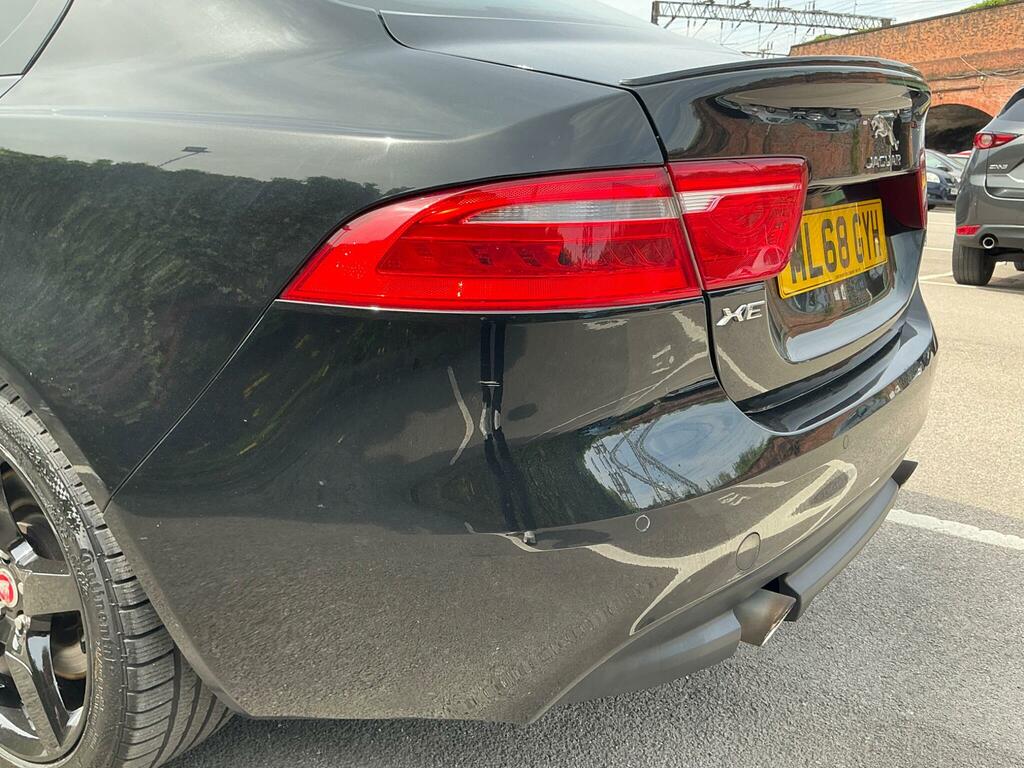 Jaguar XE D R-sport Black #43