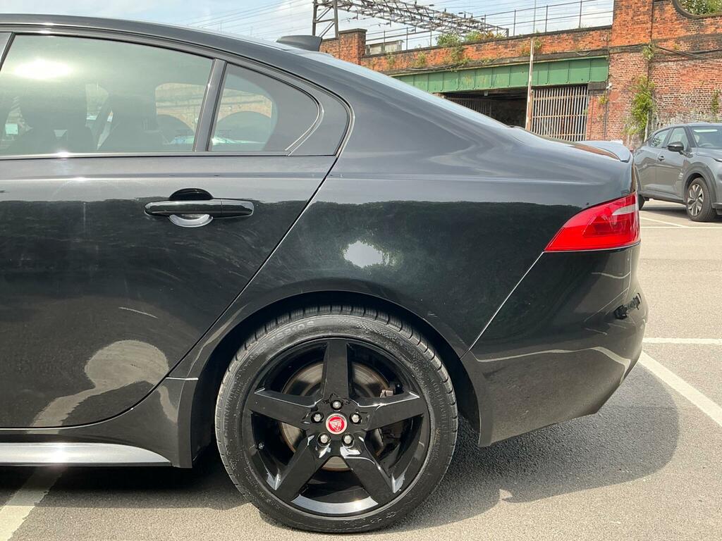 Jaguar XE D R-sport Black #29