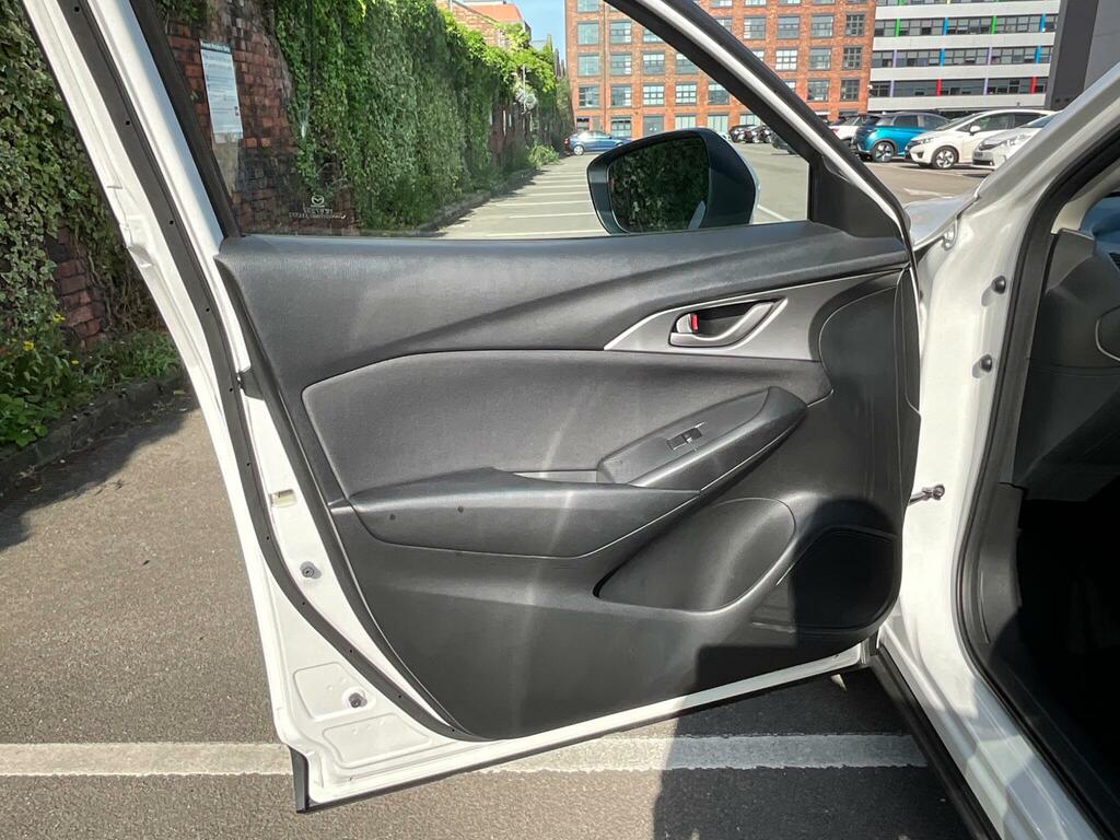 Mazda CX-3 2.0 Sport Nav 118 Bhp Blue #20