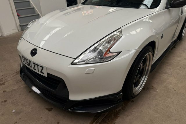 Nissan 370Z Gt Silver #8