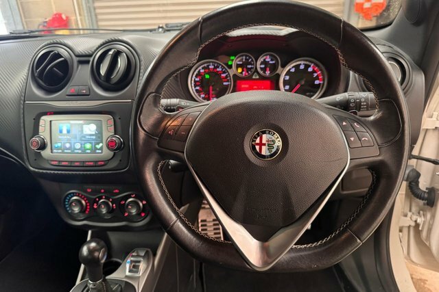 Alfa Romeo MiTo 0.9 Tb Twinair 105 Distinctive Black #20