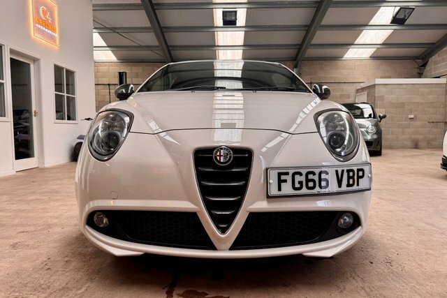 Alfa Romeo MiTo 0.9 Tb Twinair 105 Distinctive Black #10