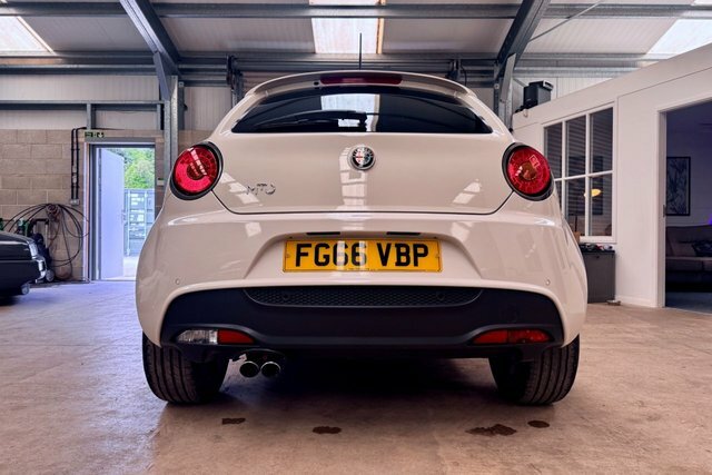 Alfa Romeo MiTo 1.4 Tb Multiair Quadrifoglio Verde Hatchback P Black #6