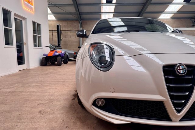 Alfa Romeo MiTo 0.9 Tb Twinair 105 Distinctive Black #12