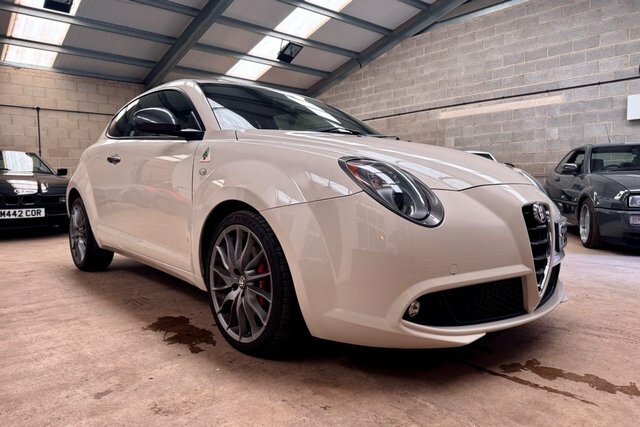 Alfa Romeo MiTo 0.9 Tb Twinair 105 Distinctive Black #15
