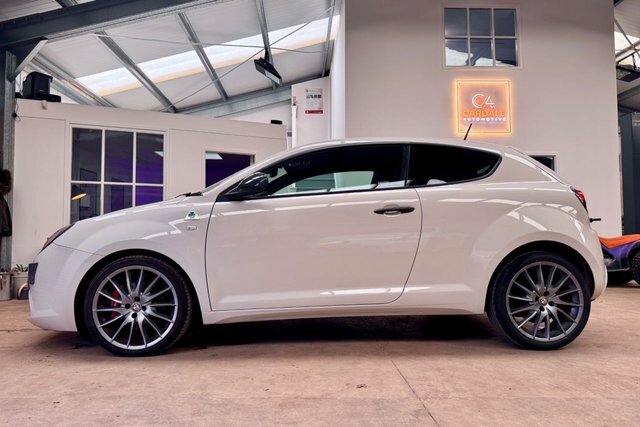 Alfa Romeo MiTo 1.4 Tb Multiair Quadrifoglio Verde Hatchback P Black #4