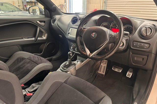 Alfa Romeo MiTo 0.9 Tb Twinair 105 Distinctive Black #18