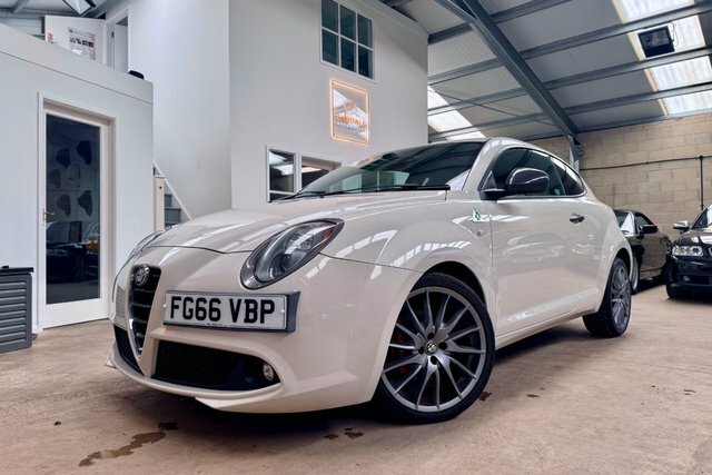 Alfa Romeo MiTo 1.4 Tb Multiair Quadrifoglio Verde Hatchback P Black