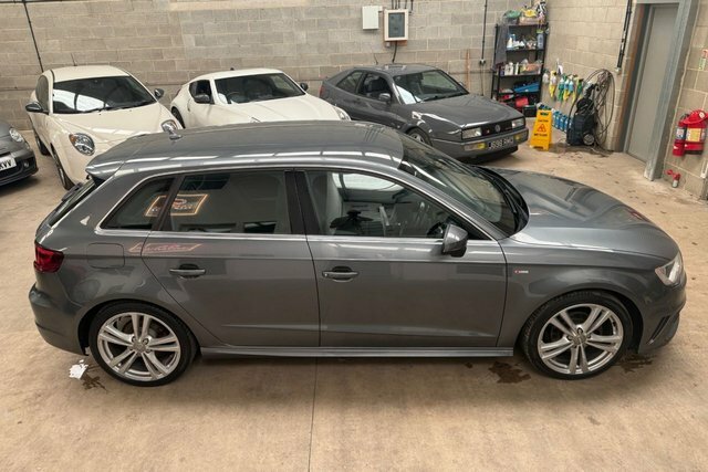 Audi A3 1.4 Tfsi Cod S Line Sportback Eu SE65YVX Grey #4