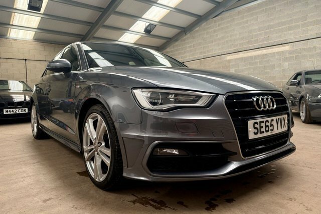 Audi A3 1.4 Tfsi Cod S Line Sportback Eu SE65YVX Grey #3