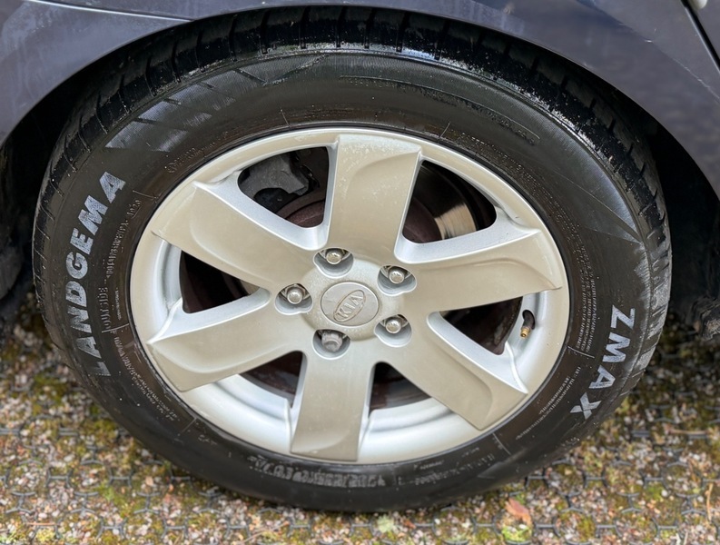 Kia Carens 2.0 Crdi Ls Silver #26