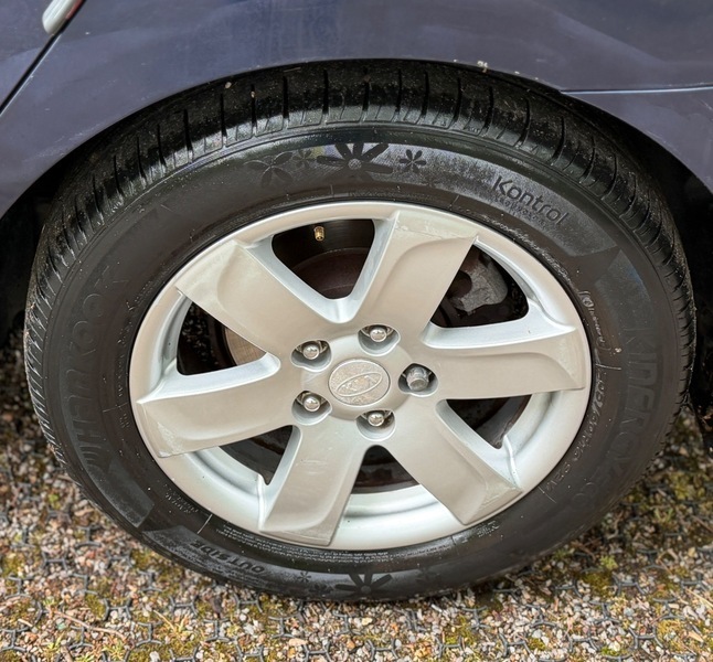Kia Carens 2.0 Crdi Ls Silver #29