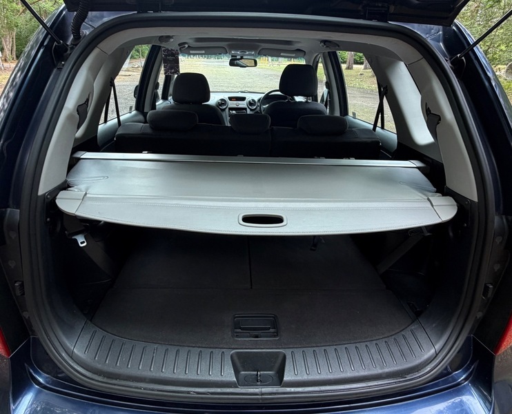Kia Carens 2.0 Crdi Ls Silver #30