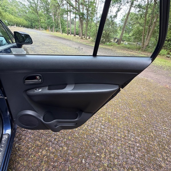 Kia Carens 2.0 Crdi Ls Silver #23