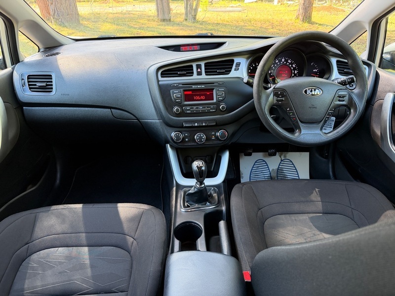 Kia Ceed Crdi 1 Silver #3