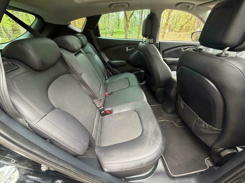 Hyundai Ix35 Crdi Premium Black #4