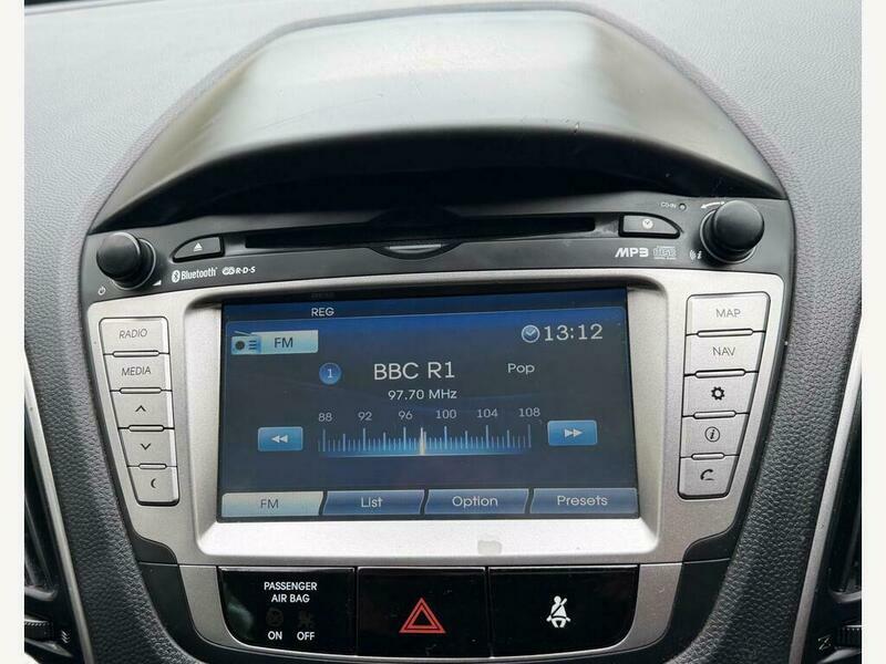 Hyundai Ix35 2.0 Crdi Premium 2Wd Silver #39
