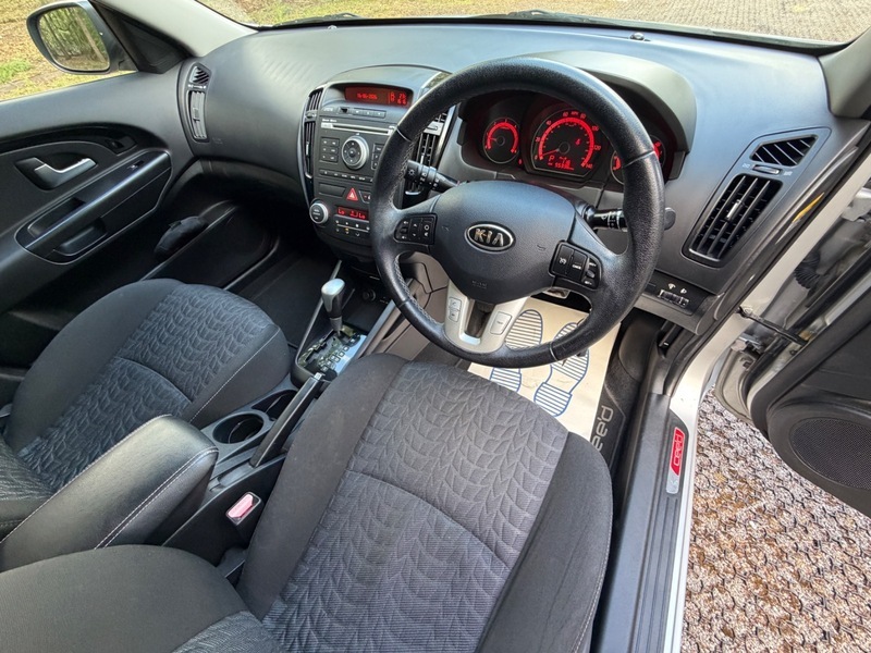 Kia Ceed 1.6 Crdi Ecodynamics 2 Sports Wagon Euro 5 Ss Blue #18