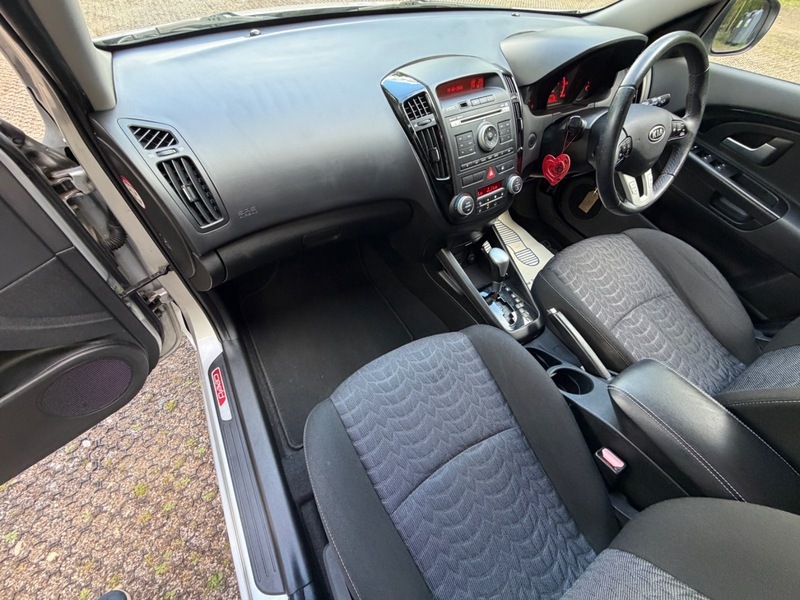 Kia Ceed 1.6 Crdi Ecodynamics 2 Sports Wagon Euro 5 Ss Blue #29